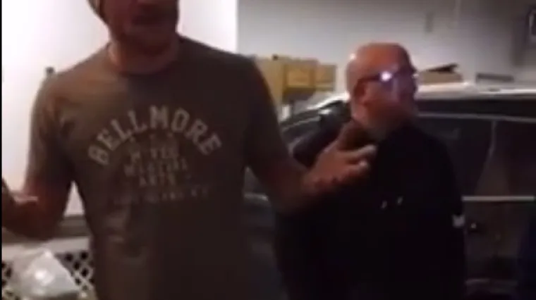 Napio se s prijateljima pa sve prenosio uživo na Facebooku