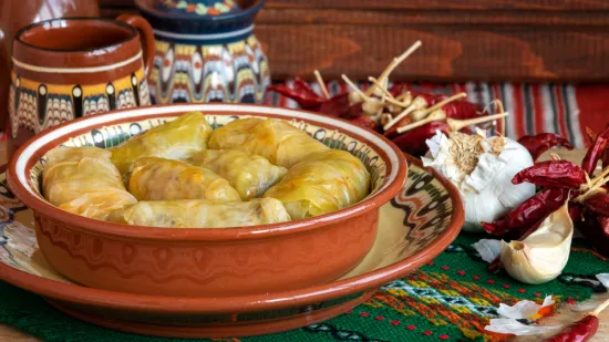 Isprobajte ga: Prona&scaron;li smo recept za najbolju sarmu bogatog okusa i savr&scaron;ene teksture