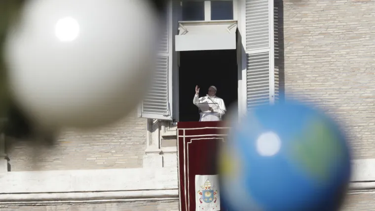 Papa u novogodi&scaron;njoj poruci osudio napad u Istanbulu: 'Nažalost, nasilje je prekinulo uvu noć želja i nade'