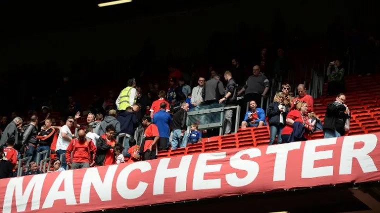Navijač Manchester Uniteda preminuo za vrijeme utakmice