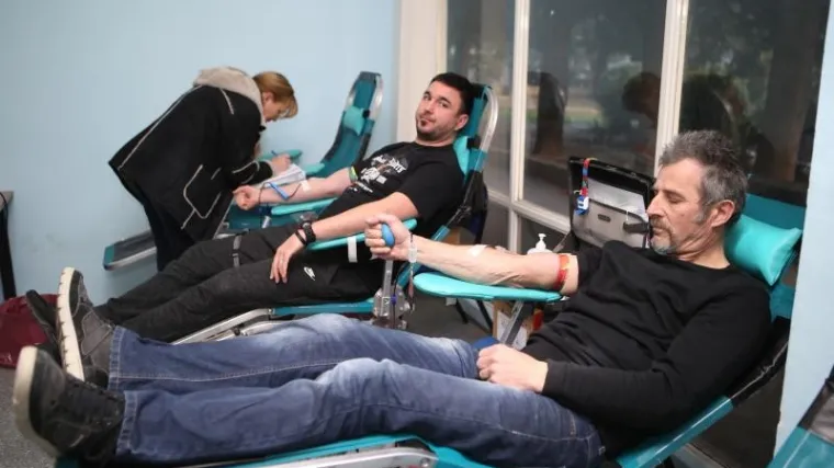 Smanjene zalihe negativnih krvnih grupa O i B