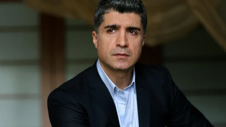 Zbog snježne oluje Elif i Kahraman provode noć zajedno (Sudbina)