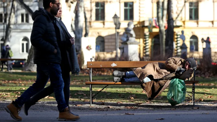 Razgovarali smo s beskućnicima u Hrvatskoj: svoju borbu s hladnoćom podijelili su sa suzama u očima