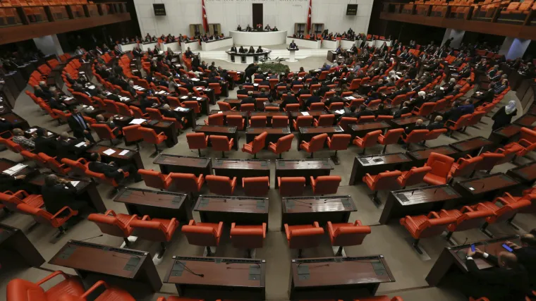 Turski parlament započeo raspravu o jačanju predsjednikovih ovlasti: Erdoganu uskoro i izvršna vlast?