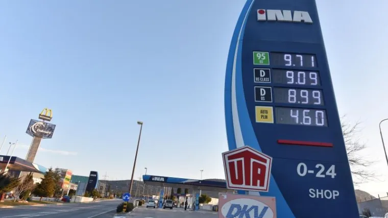 Nakon sedam tjedana uzastopnog rasta, pojeftinile cijene goriva