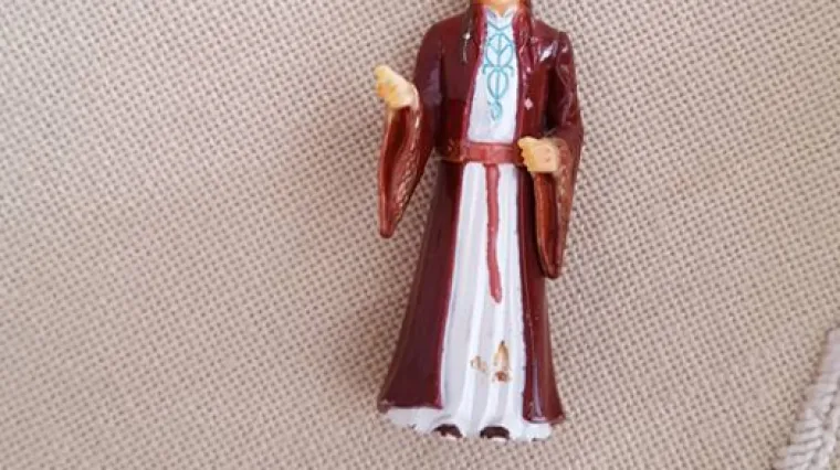 Otkrile ga šiljaste uši: baka se godinama molila figurici iz 'Gospodara prstenova' misleći kako je sv. Antun