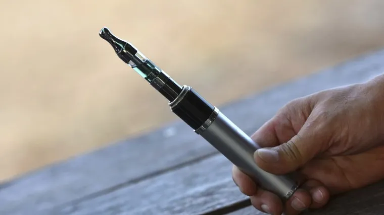 Manje &scaron;tetne, ali nisu bezopasne: para iz e-cigareta može iziritirati nježnu dječju kožu