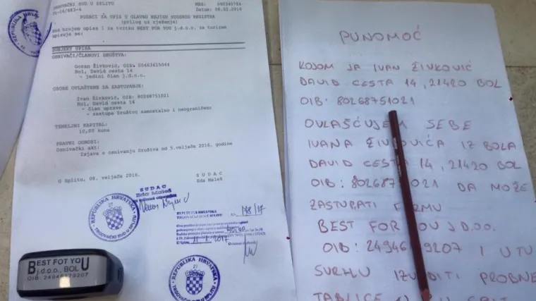 Muke po hrvatskoj birokraciji: vlasnik tvrtke morao sebi napisati punomoć da podigne probne tablice