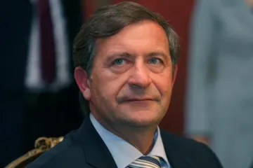 Jakovčić i Radoš pitali Europsku komisiju što će poduzeti glede prijetnji slovenskog ministra