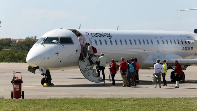 Zbog lažne dojave o bombi u Kuvajt hitno sletio zrakoplov njemačke kompanije Eurowings