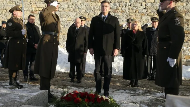 Plenković položio vijence