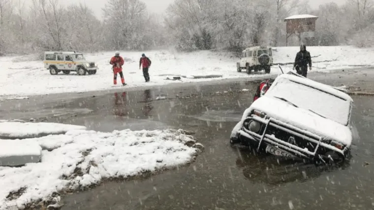 Suluda vožnja po zaleđenoj Dravi: 'Nadobudnom' vozaču stiže uplatnica