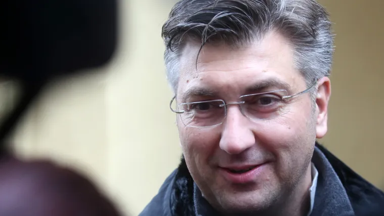 Pogledajte raspravu Bernardića i Plenkovića oko Ine: Petrov morao prekidati predsjednika SDP-a