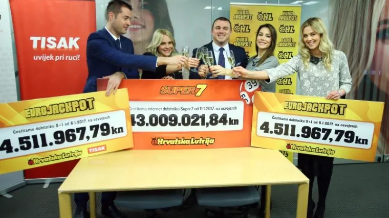 'Od ovog bu mi herc otkazal! Sad bi mi dobro do&scaron;ao Normabel...'