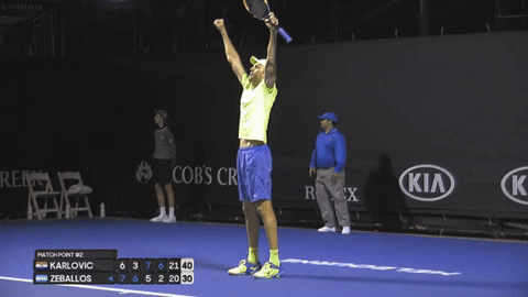 Okrenuo je 0:2, slavio 22:20 u petom setu i ispalio 75 asova!