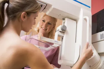 Više štete nego koristi: zbog mamografije trećina žena se liječi od raka dojke bez razloga?