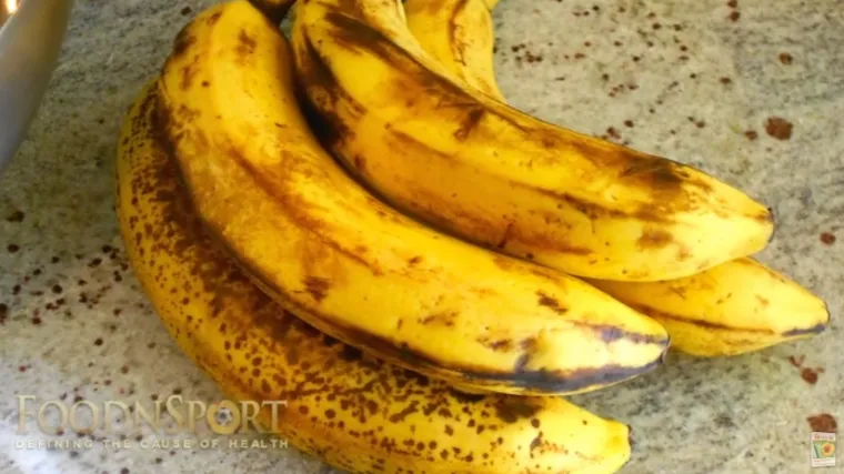 Znate li &scaron;to se događa va&scaron;em tijelu ako pojedete dvije banane dnevno?