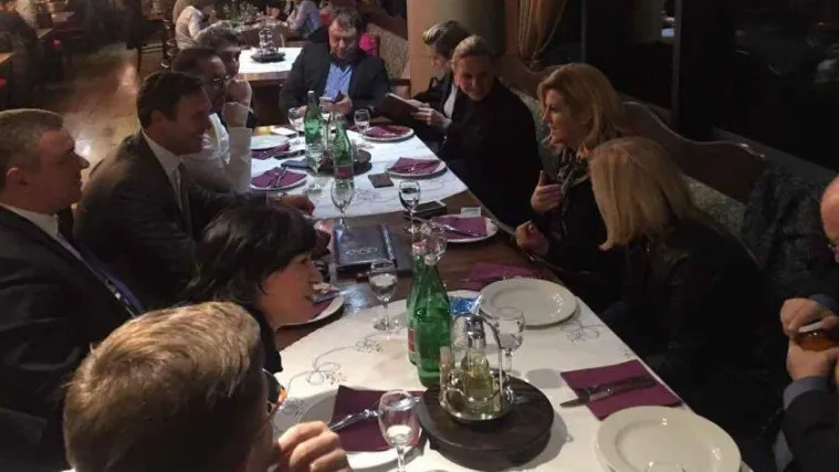 Predsjednica s najužim timom slavila - što?!