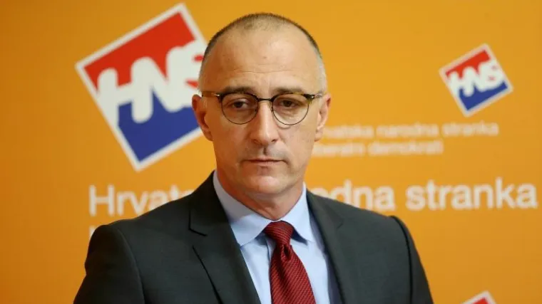 HNS predstavio prijedlog otkupa Ine i inicijalne ponude HEP-a te poručio: Vladin model lo&scaron;e prepisan