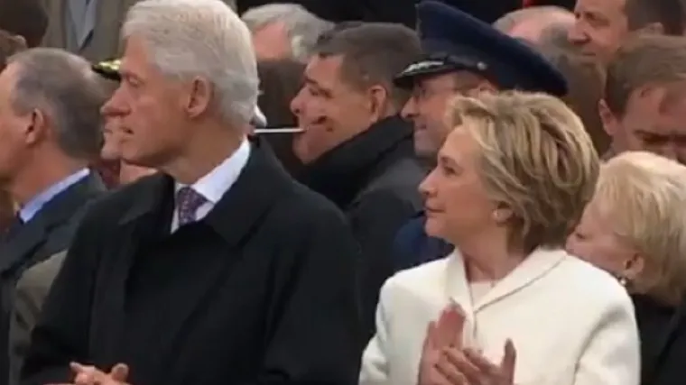 'PRISJELO' JOJ: Kamere uhvatile usiljeni trenutak Hillary Clinton tijekom Trumpove inauguracije