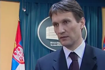 Bivši srpski ministar pronađen na klupi u parku dok se gladan smrzavao: 'Nije sličio na sebe'