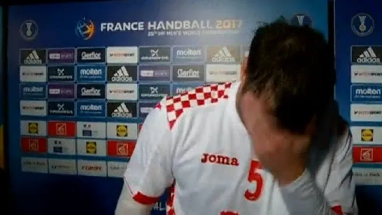 'Ajde vratit ću se, idem samo...'