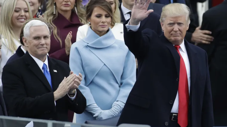 Izrazi lica prve američke dame postali viralni: kako je 'tužna Melania Trump' postala meme