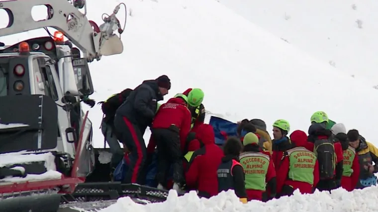 Broj smrtno stradalih u lavini u Italiji popeo se na 23, jo&scaron; se traga za &scaron;est osoba