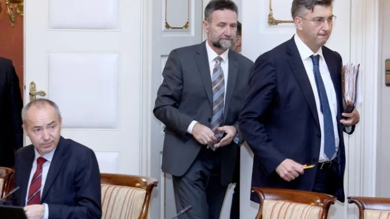 'Evo pravih argumenata i činjenica!'