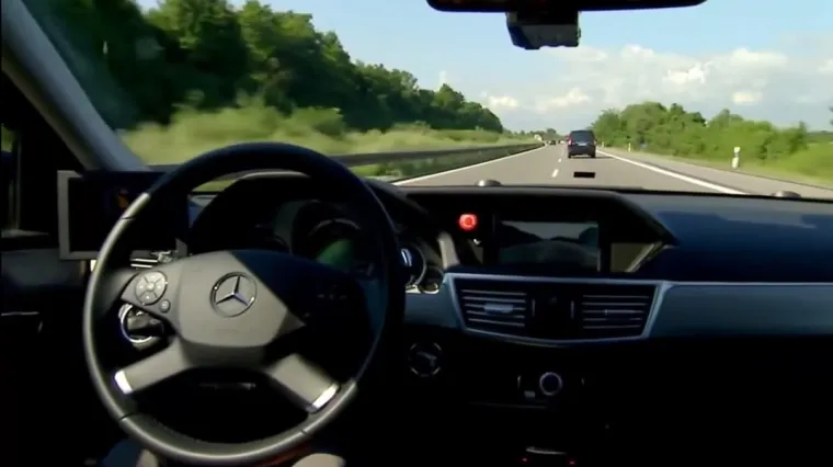 Ljudi jako loše reagiraju kada moraju preuzeti kontrole od autopilota