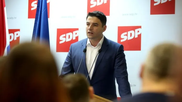 'Za pad rejtinga stranke krivi su istupi nekih članova na Facebooku'