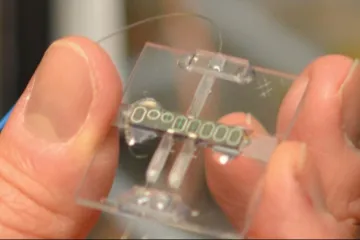 Kroz koju godinu ćemo već imati vid superjunaka, makroskope i još puno toga