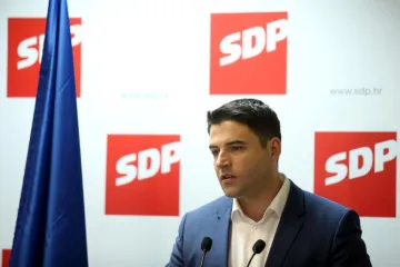 Digli iznos članarine! Zastupnici će izdvajati 1000 do 1300, EU zastupnici 3000 kuna