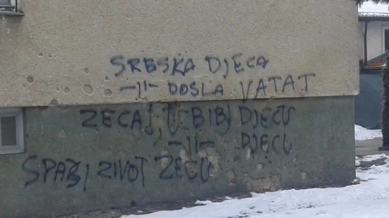Uklonjen grafit mržnje na zgradi na Rakovcu, to ne rje&scaron;ava puno dublji problem