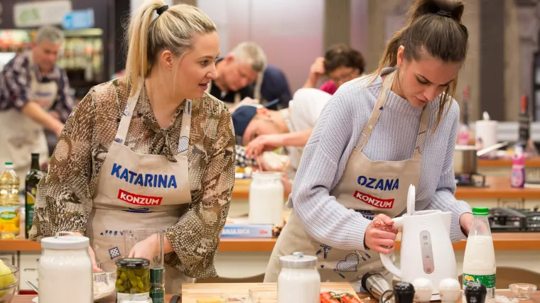 Počelo je, počelo: kuhanje jaja u kuhalu za vodu za početak nove sezone kulinarskog showa
