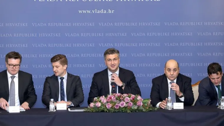 Plenković se sastao s francuskim poslodavcima: 'Uvjeren sam da ćete pronaći mnoge poslovne prilike u Hrvatskoj'