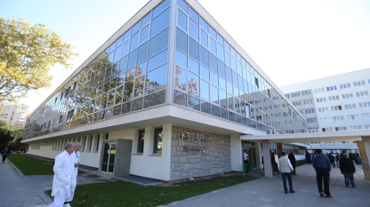 U splitskoj bolnici i dvije sestre preminule bebe: jedna boluje od respiratorne infekcije