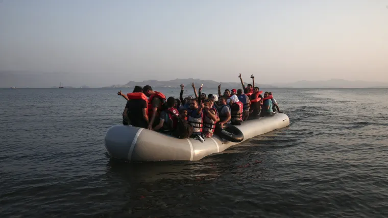 Vi&scaron;e od tisuću migranata spa&scaron;eno jutros na pučini kod Libije