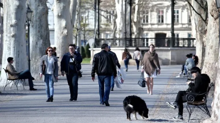 Za vikend će biti i +15, a idući tjedan opet snijeg i minusi