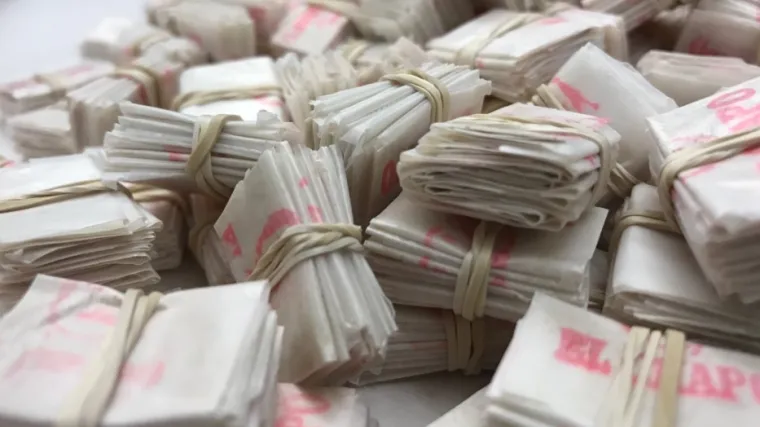 Diler prodavao paketiće heroina sa Trumpovim licem