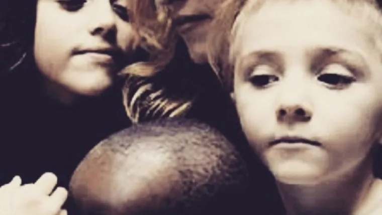 Sud odobrio Madonnin zahtjev o posvajanju jo&scaron; dvoje djece