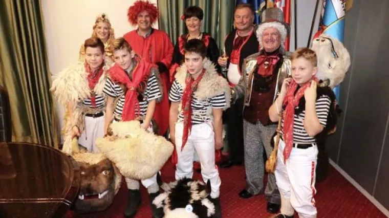 Do&scaron;li po novce: Ma&scaron;kare 'orobile' Županiju za 95.000 kuna!