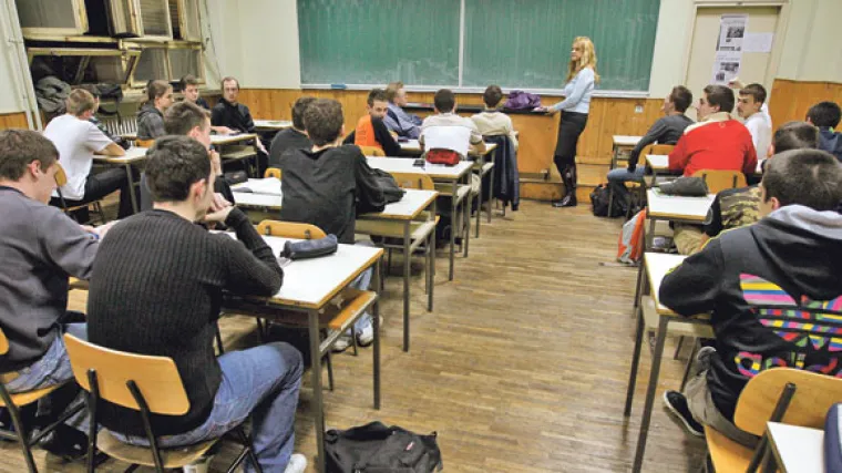 Pokus u Engleskoj: uveli kamere u razredu kako bi se nadziralo agresivno pona&scaron;anje učenika