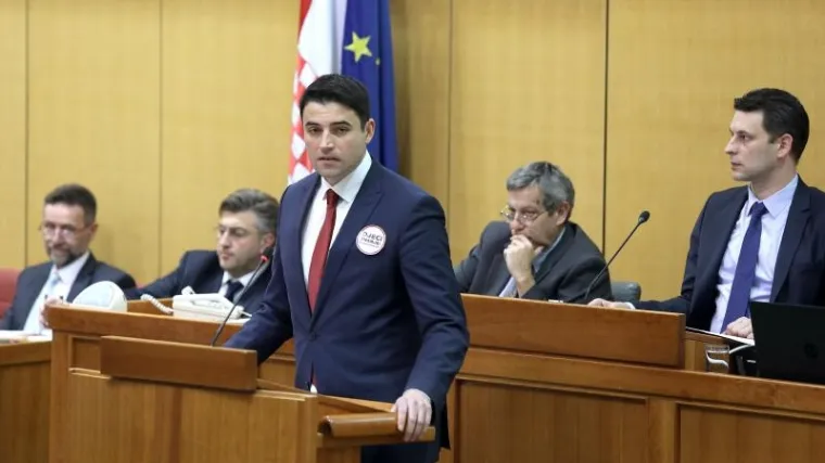 Bernardić citirao Prljavce kako bi poslao poruku premijeru: 'Pobjede su porazi, kad se obraz pogazi'