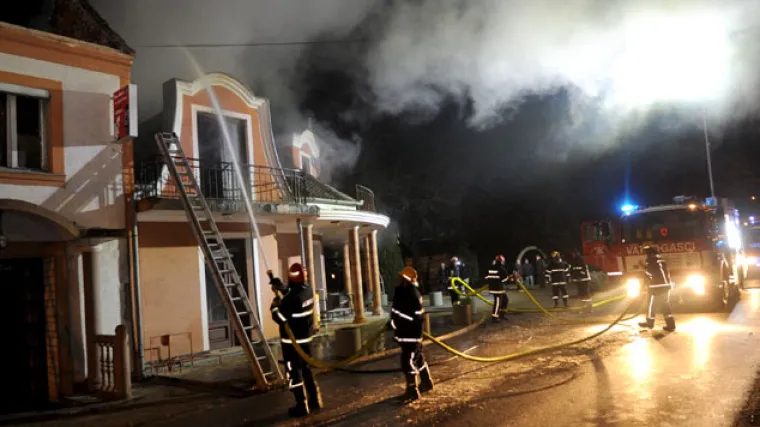 Zagonetne požare u Slavoniji podmetnuo vatrogasac koji ih je potom i gasio!