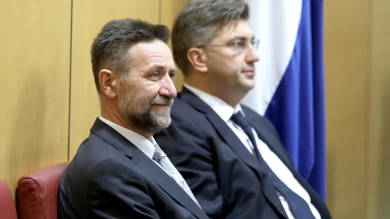 U Saboru se do dugo u noć raspravljalo o ministru Bari&scaron;iću: oporba ga žestoko napadala, HDZ grčevito branio