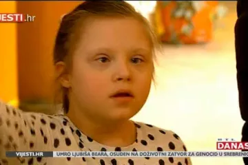 U školi se srušio plafon, roditeljima prekipjelo: djeca s invaliditetom u Osnovnoj školi Milana Amruša ozbiljno ugrožena