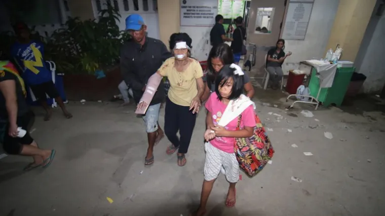 Četvero mrtvih i deseci ranjenih u snažnom potresu na Filipinima
