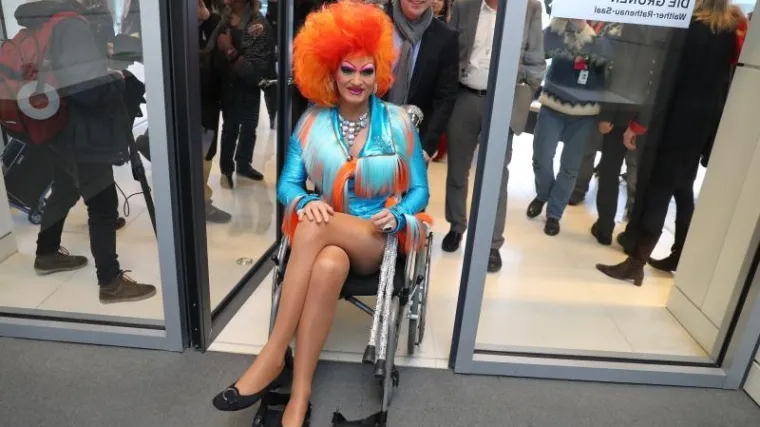 'Utjelovljenje različitosti': transvestit ukrao show na izboru njemačkog predsjednika