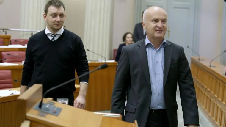 istražuje nepravilnosti u ministarstvu koje je vodio Predrag Matić